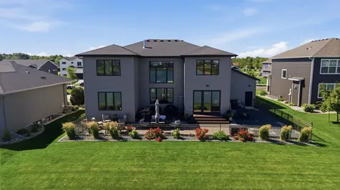 1467 75th Avenue S Fargo ND 58104