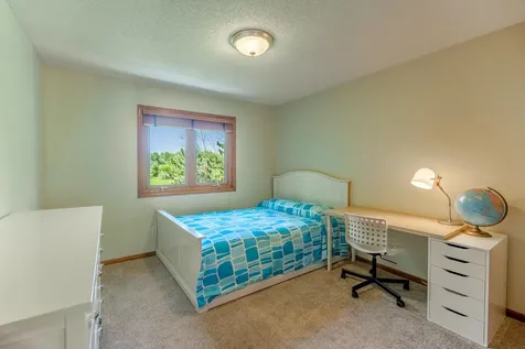 1199 Ashley Lane Mahtomedi MN 55115
