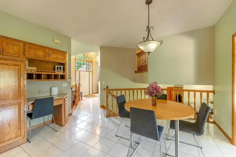 1199 Ashley Lane Mahtomedi MN 55115
