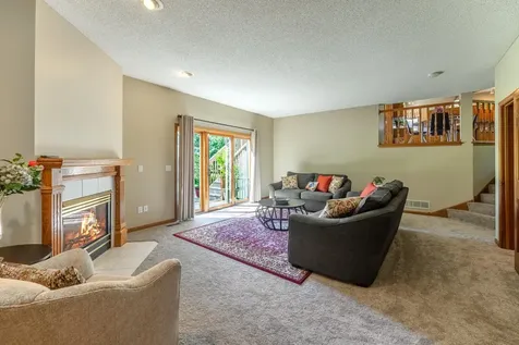 1199 Ashley Lane Mahtomedi MN 55115