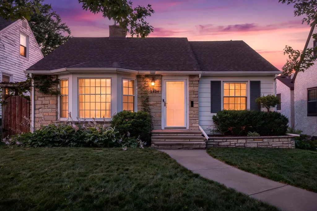 5424 Aldrich Avenue S Minneapolis MN 55419