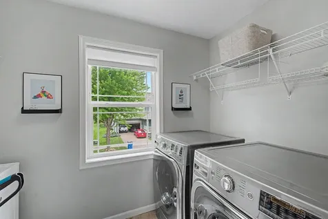 6694 Lakeview Circle NE Albertville MN 55301