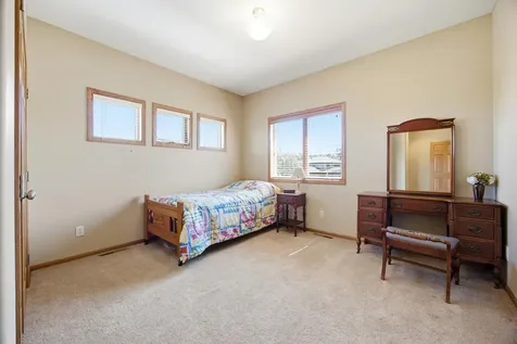 7019 Maple Lane Horace ND 58047