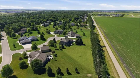 7019 Maple Lane Horace ND 58047