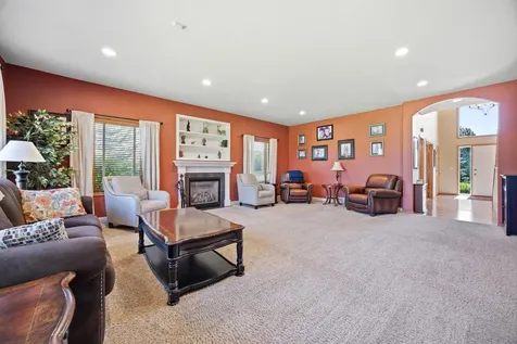 7019 Maple Lane Horace ND 58047
