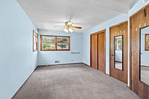 1561 Chamber Street Saint Paul MN 55106
