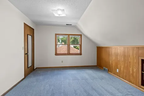 1561 Chamber Street Saint Paul MN 55106
