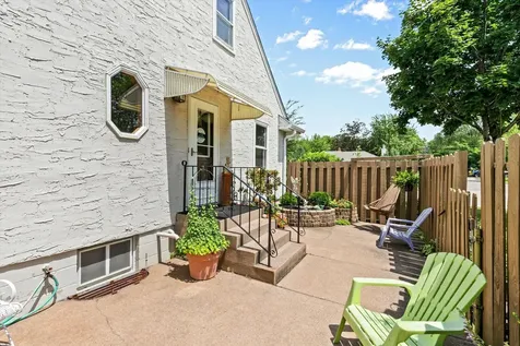 1561 Chamber Street Saint Paul MN 55106