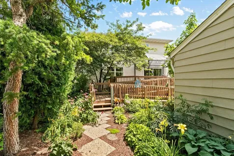 1561 Chamber Street Saint Paul MN 55106