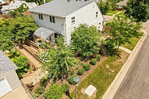 1561 Chamber Street Saint Paul MN 55106
