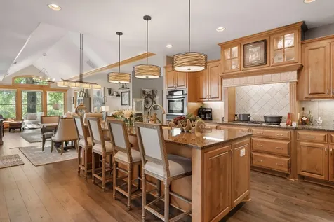 6480 Yosemite Lane Excelsior MN 55331