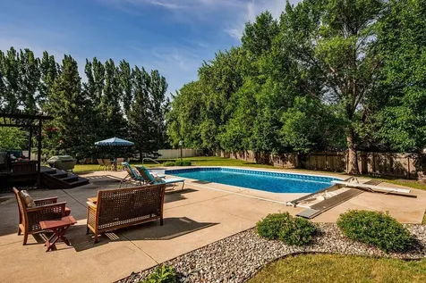 3126 37 1/2 Avenue S Fargo ND 58104