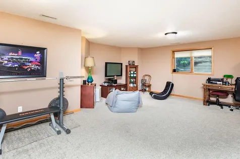 3126 37 1/2 Avenue S Fargo ND 58104