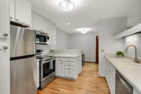 1359 Spencer Road W Saint Paul MN 55108