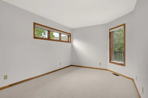 1359 Spencer Road W Saint Paul MN 55108