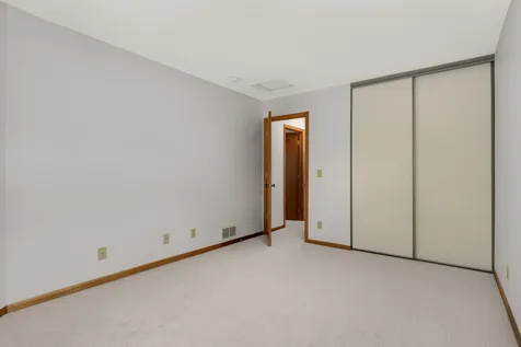 1359 Spencer Road W Saint Paul MN 55108