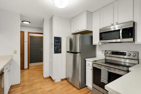 1359 Spencer Road W Saint Paul MN 55108