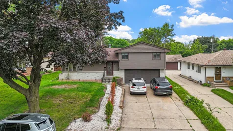 4246 Royce Street NE Columbia Heights MN 55421