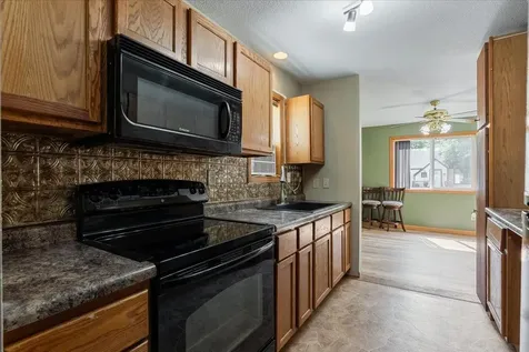711 SE 13th Street Brainerd MN 56401