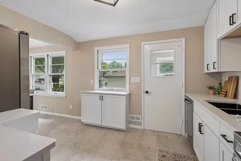 9148 2nd Avenue S Bloomington MN 55420