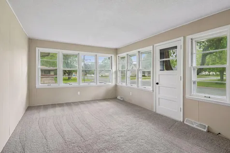 9148 2nd Avenue S Bloomington MN 55420