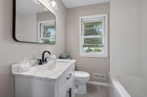 9148 2nd Avenue S Bloomington MN 55420