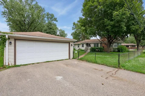 9148 2nd Avenue S Bloomington MN 55420