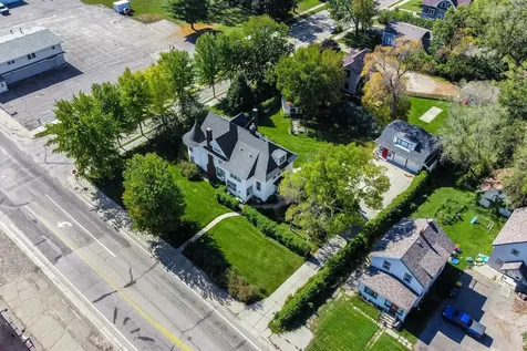 721 6th Avenue E Alexandria MN 56308