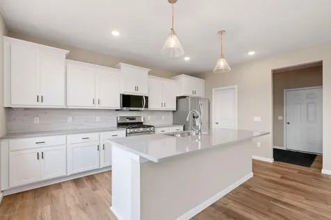 10872 165th Avenue NW Elk River MN 55330
