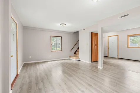 1810 1st Avenue SE Austin MN 55912