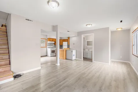 1810 1st Avenue SE Austin MN 55912