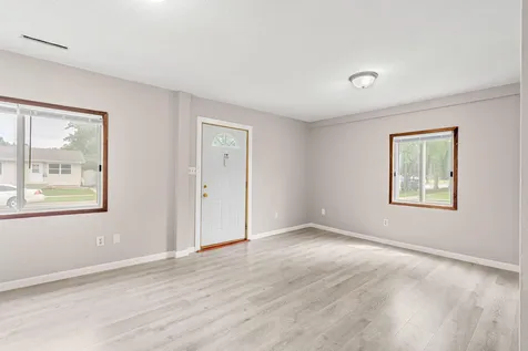 1810 1st Avenue SE Austin MN 55912