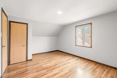 1810 1st Avenue SE Austin MN 55912