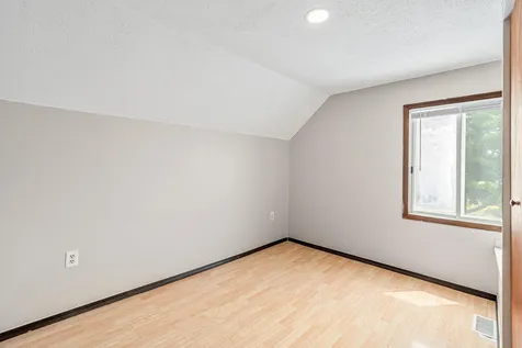 1810 1st Avenue SE Austin MN 55912