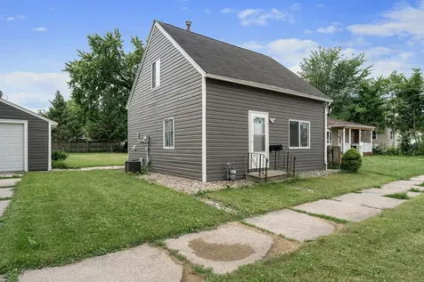 1810 1st Avenue SE Austin MN 55912