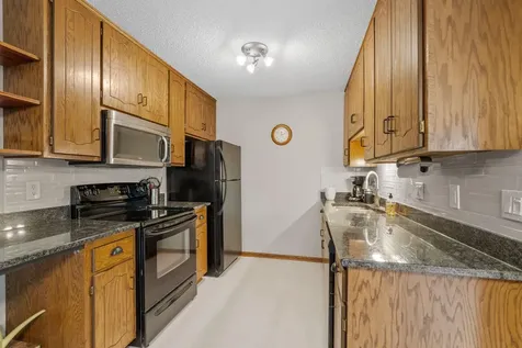 8545 Maplebrook Parkway N Brooklyn Park MN 55445