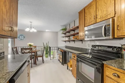 8545 Maplebrook Parkway N Brooklyn Park MN 55445