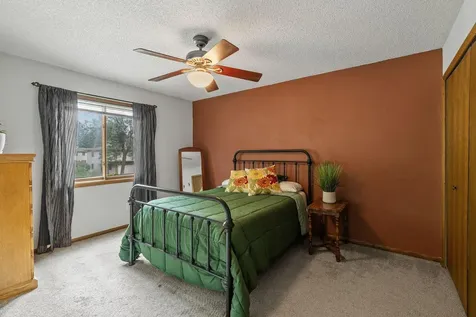 8545 Maplebrook Parkway N Brooklyn Park MN 55445