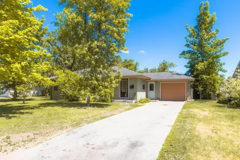 2612 Bixby Avenue NE Bemidji MN 56601