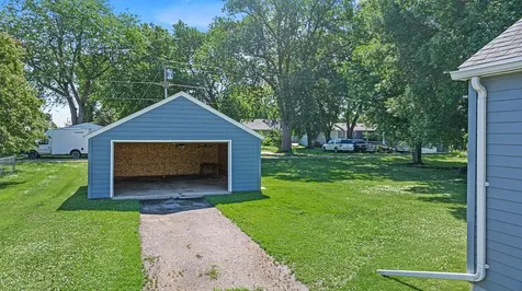 133 4th Street Dawson MN 56232