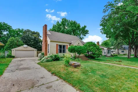 1313 Birmingham Street Saint Paul MN 55106
