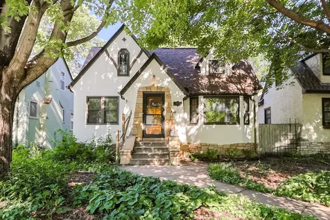 4921 Knox Avenue S Minneapolis MN 55419