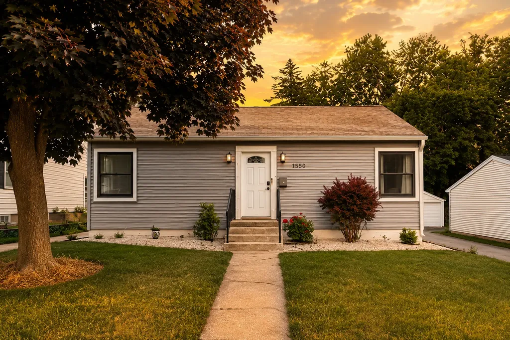1550 7 1/2 Avenue NE Rochester MN 55906