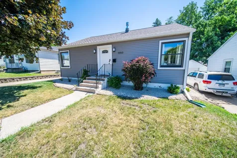 1550 7 1/2 Avenue NE Rochester MN 55906