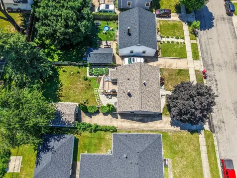 1550 7 1/2 Avenue NE Rochester MN 55906