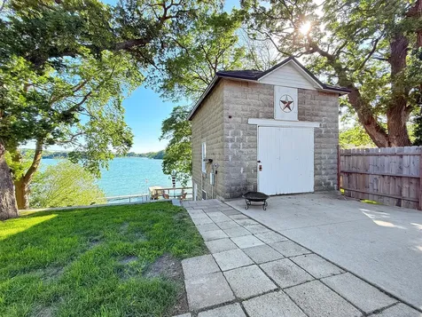 303 Lake Avenue Fairmont MN 56031