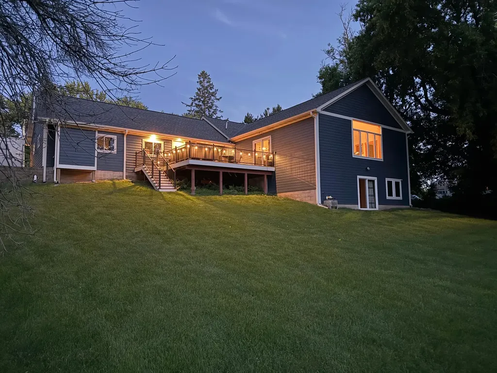 6130 Stillwater Boulevard N Oakdale MN 55128