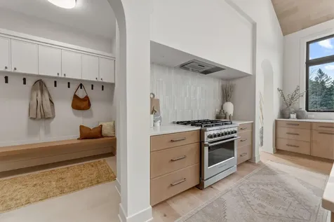 9602 Crestwood Terrace Eden Prairie MN 55347