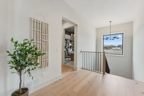 9602 Crestwood Terrace Eden Prairie MN 55347