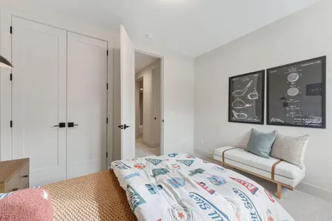 9602 Crestwood Terrace Eden Prairie MN 55347